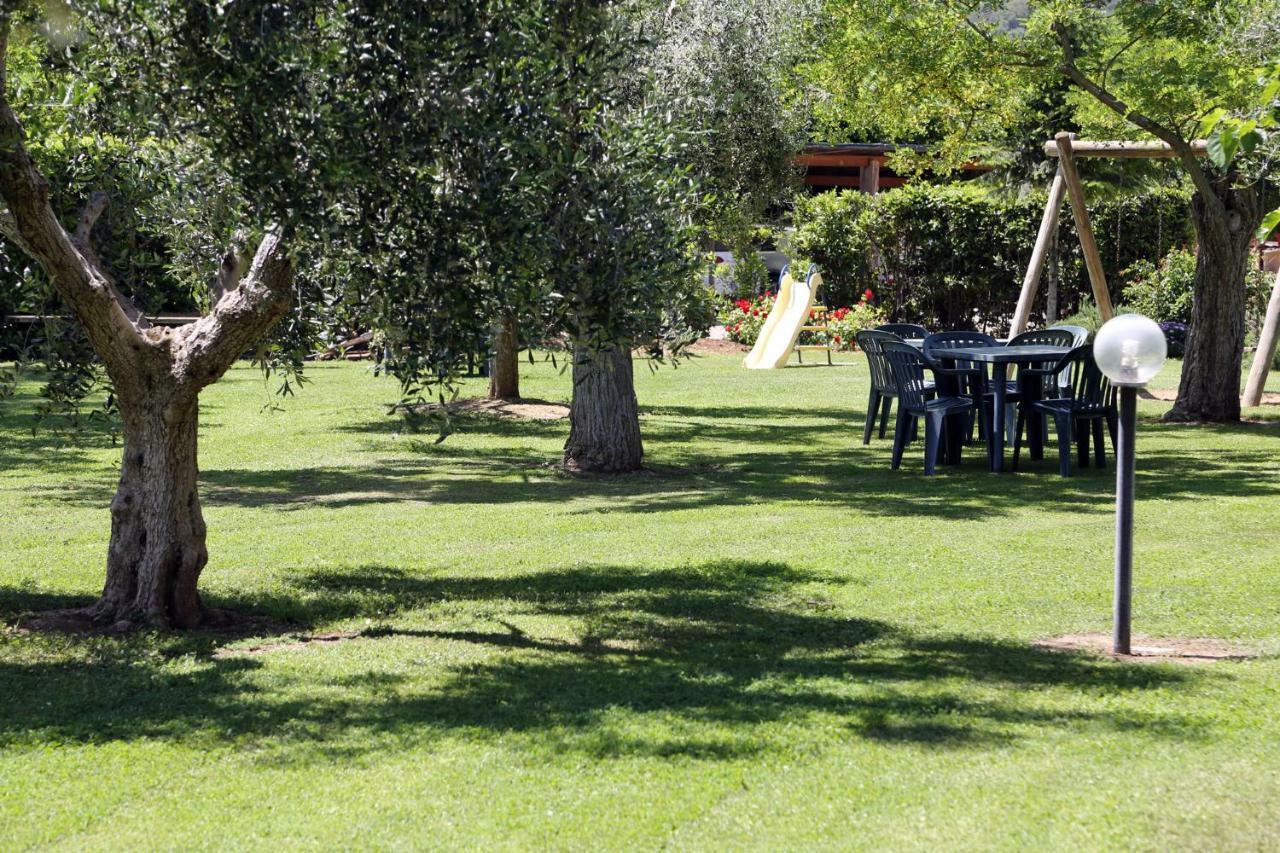 Agriturismo Fusini ماليانو إن توسكانا المظهر الخارجي الصورة